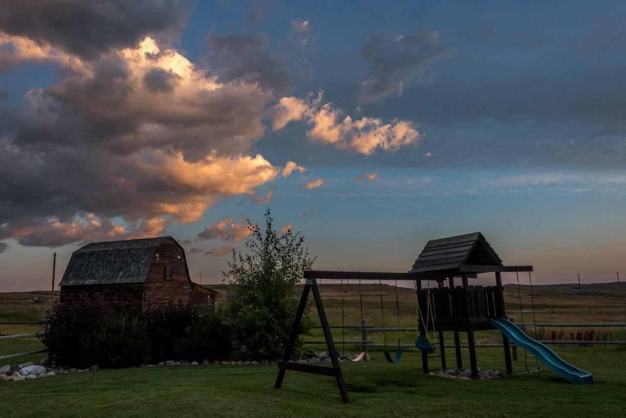 Rocky Ridge Country