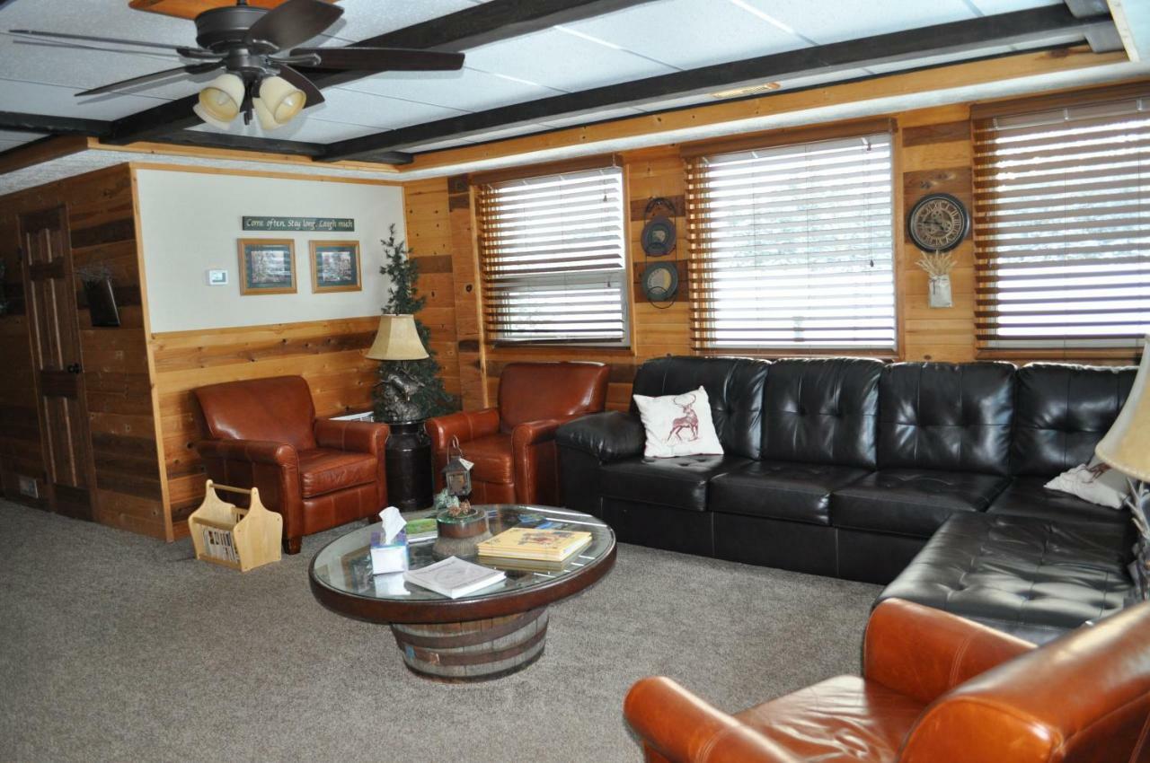 Rocky Ridge Country Bed & Breakfast